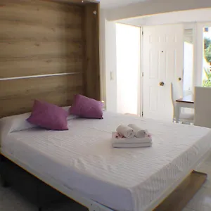 https://agi-port-de-rosas.topcostabravahotels.com