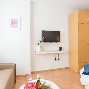 https://malagasuite-apartamento-en-torremolinos-costa.1costadelsol.com