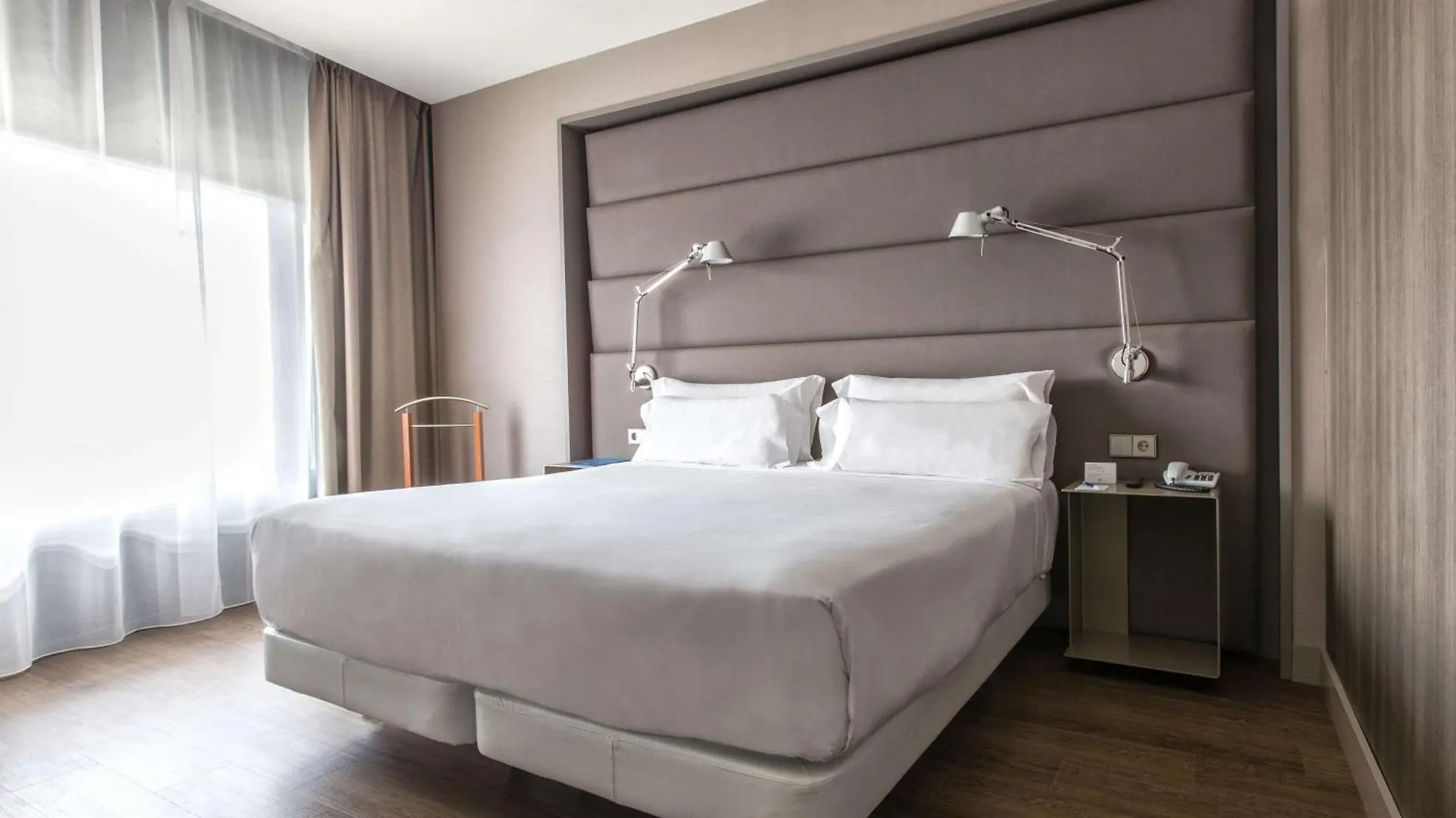 **** Hotel Nh Sevilla Plaza De Armas Spain