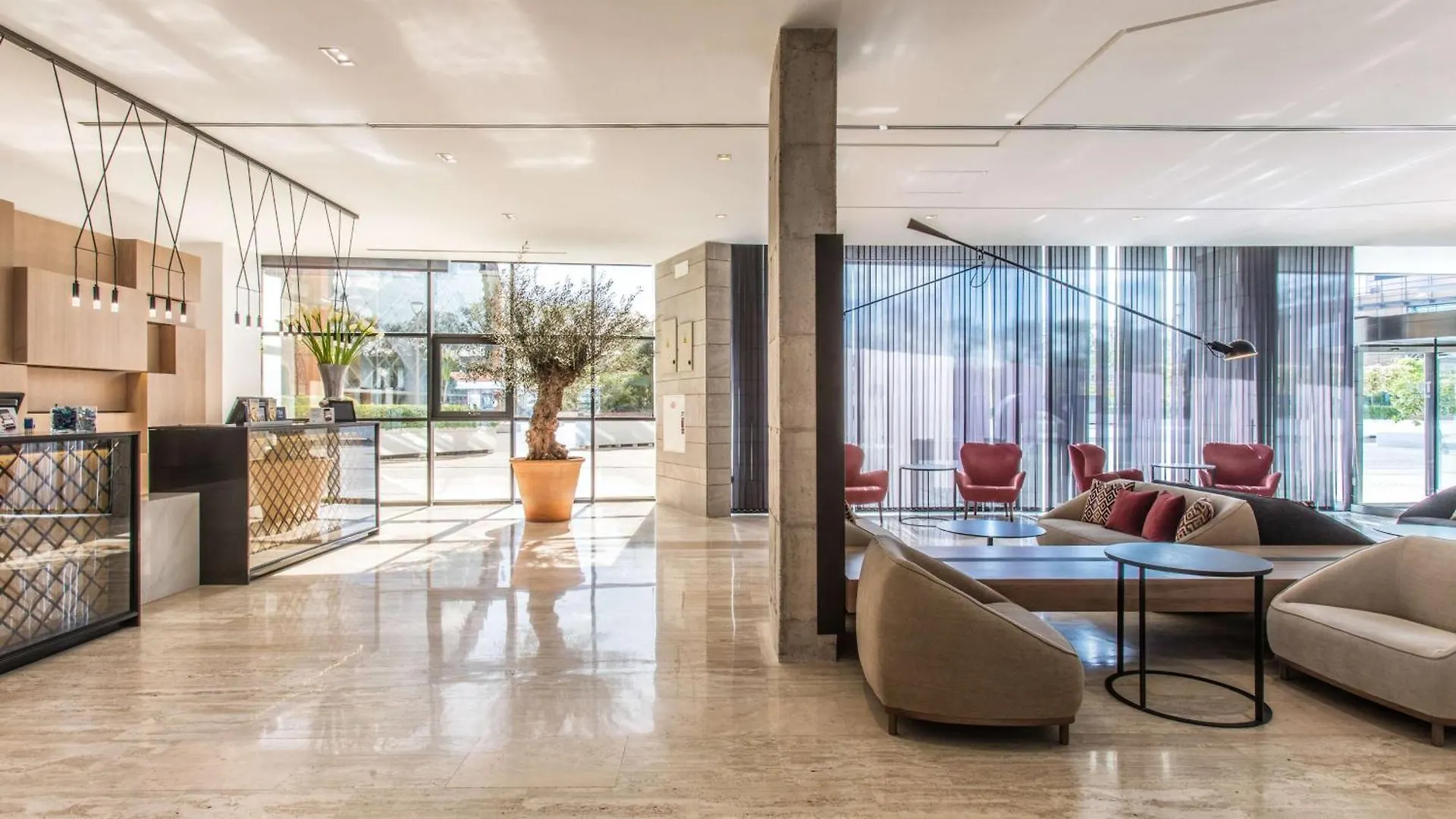Nh Sevilla Plaza De Armas İspanya